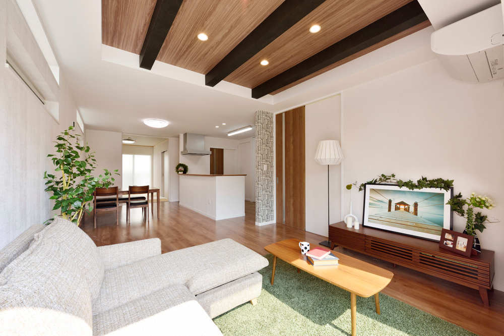 〜アーバンスタイル〜 梁の⾒えるオシャレな家