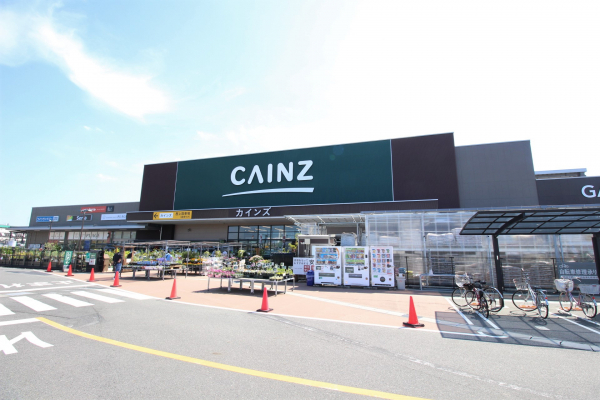 カインズ 四日市店