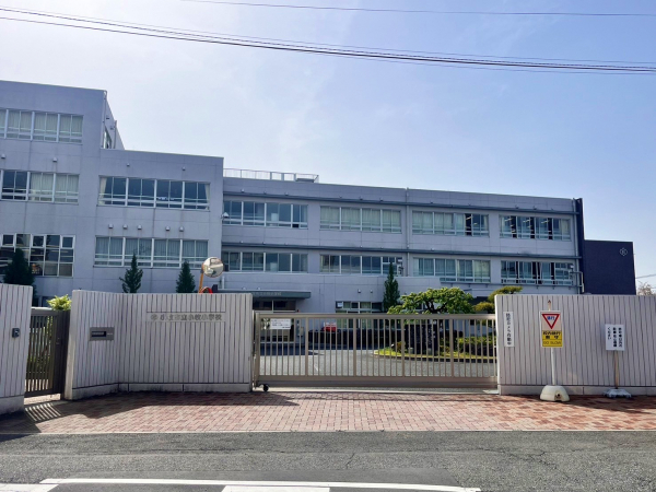 小牧小学校