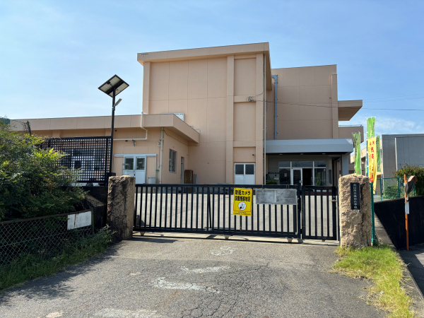 楽田小学校