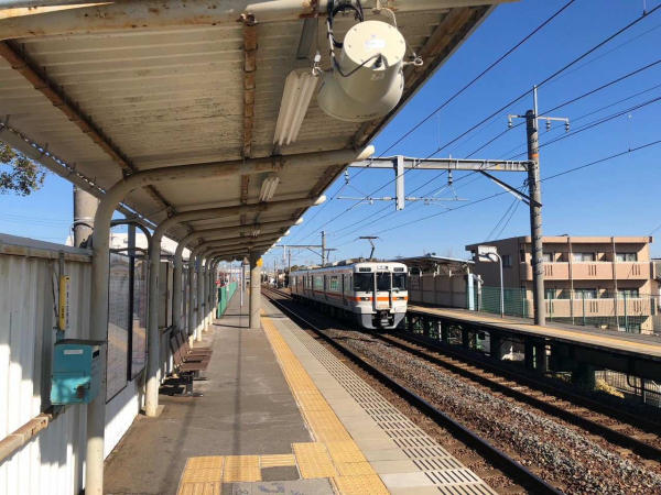 JR関西本線「朝日」駅