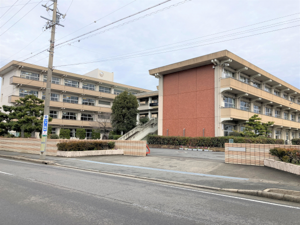 尾西第一中学校(自転車通学可)