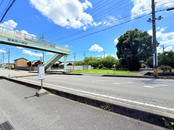 コミュニティバスかもしか号「菰野川原町」停