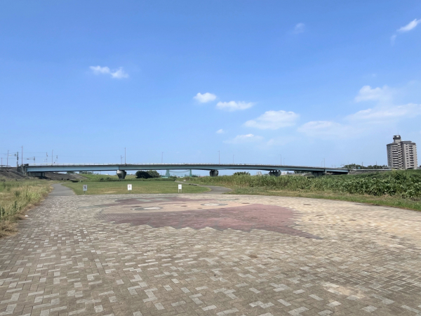 庄内川河川敷公園