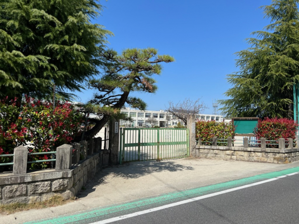 長久手小学校
