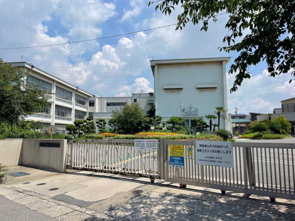 加木屋南小学校