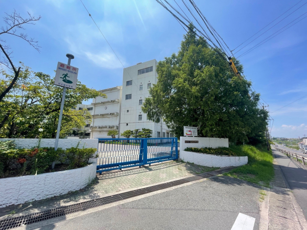 加木屋中学校(自転車通学可)