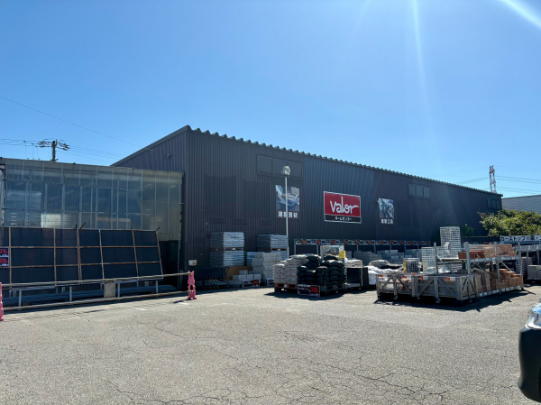 ホームセンターバロー 高蔵寺店