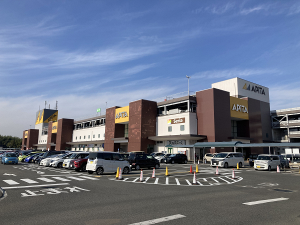 アピタ 鳴海店
