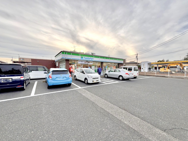 ファミリーマート 刈谷一ツ木町店