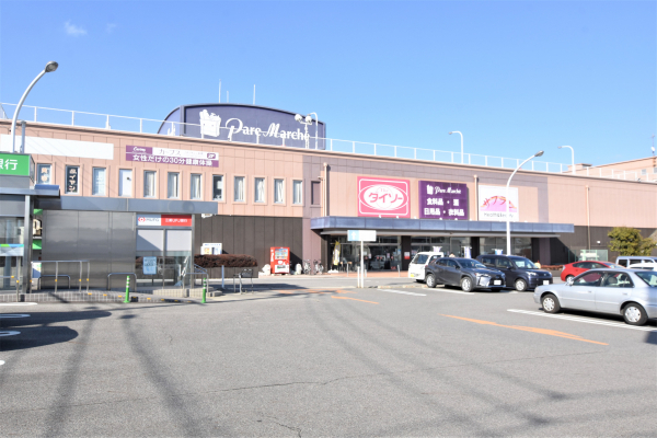 パレマルシェ 東郷店